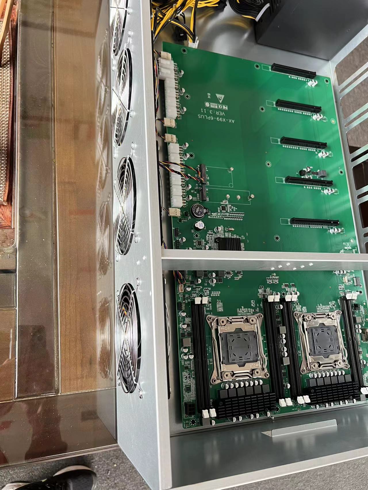 High Quality ALEO Server case  - đánh giá và giá E5 2699 V4